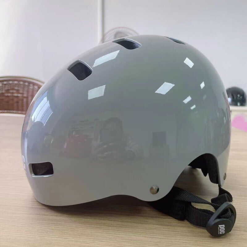 Đội Nón Poc Có Bị Bắt Không? Ưu điểm của nón POC: thoáng mát và gọn nhẹ